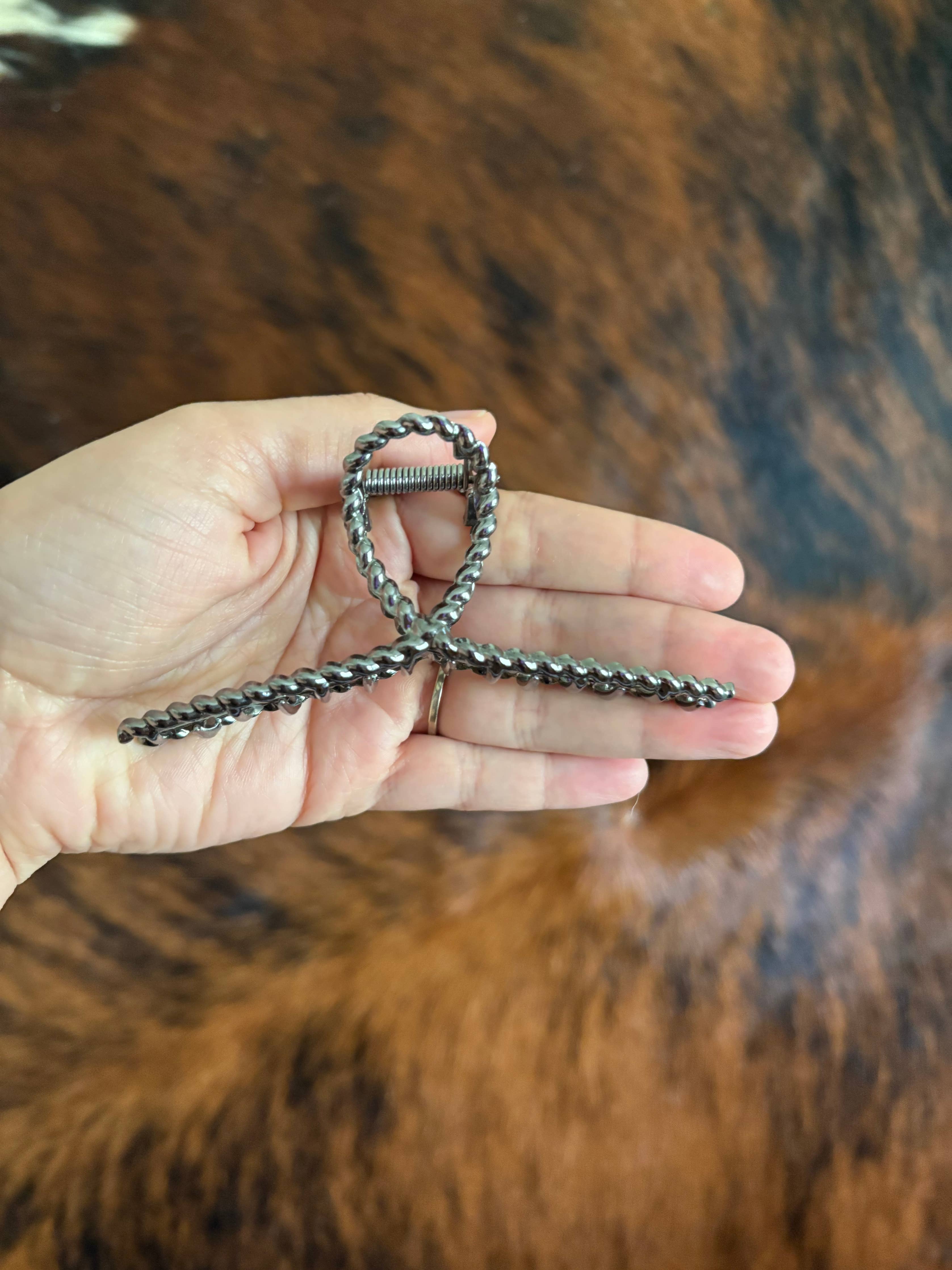 Twisted Metal Claw Clips